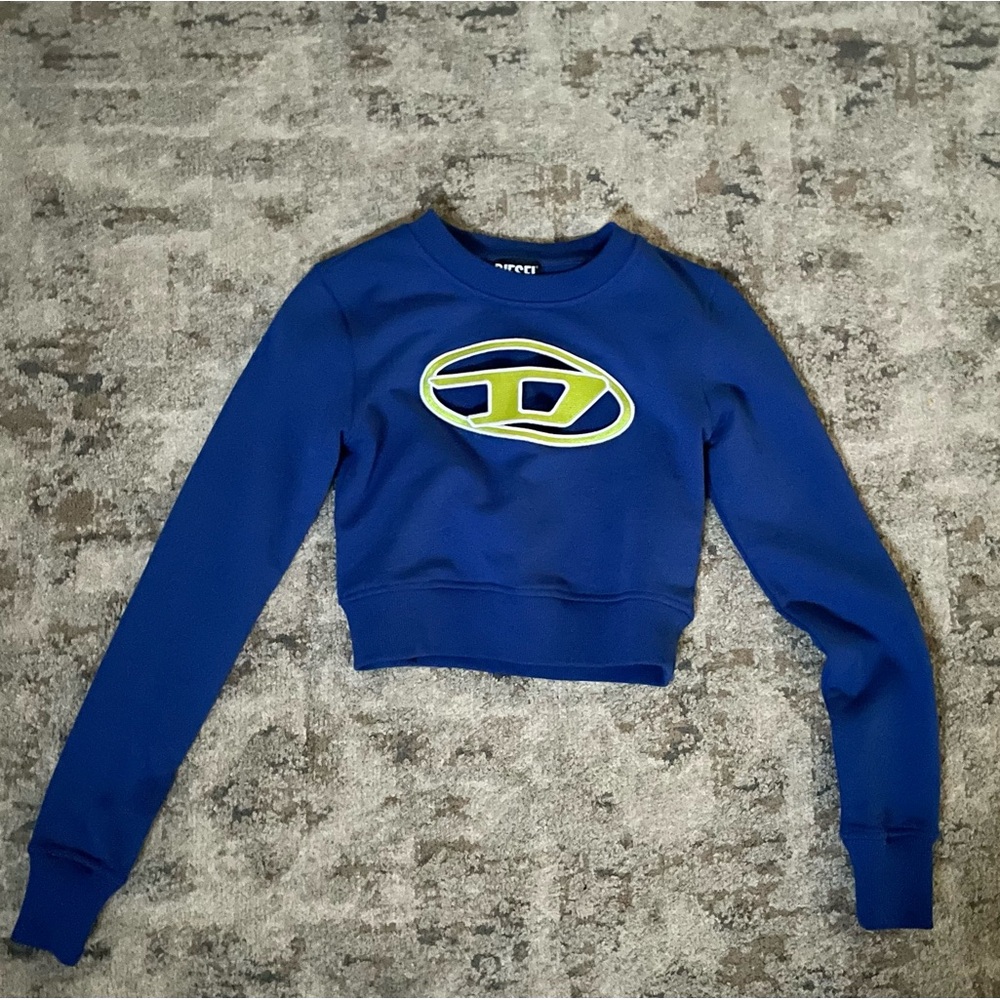 Disel blue top